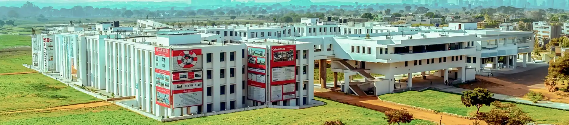Vivekananda Global University Online BCom banner