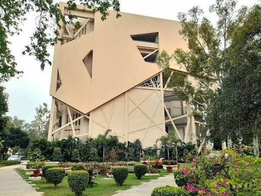 IMT Ghaziabad campus