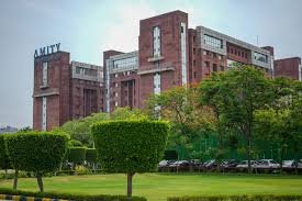 Amity University Online campus
